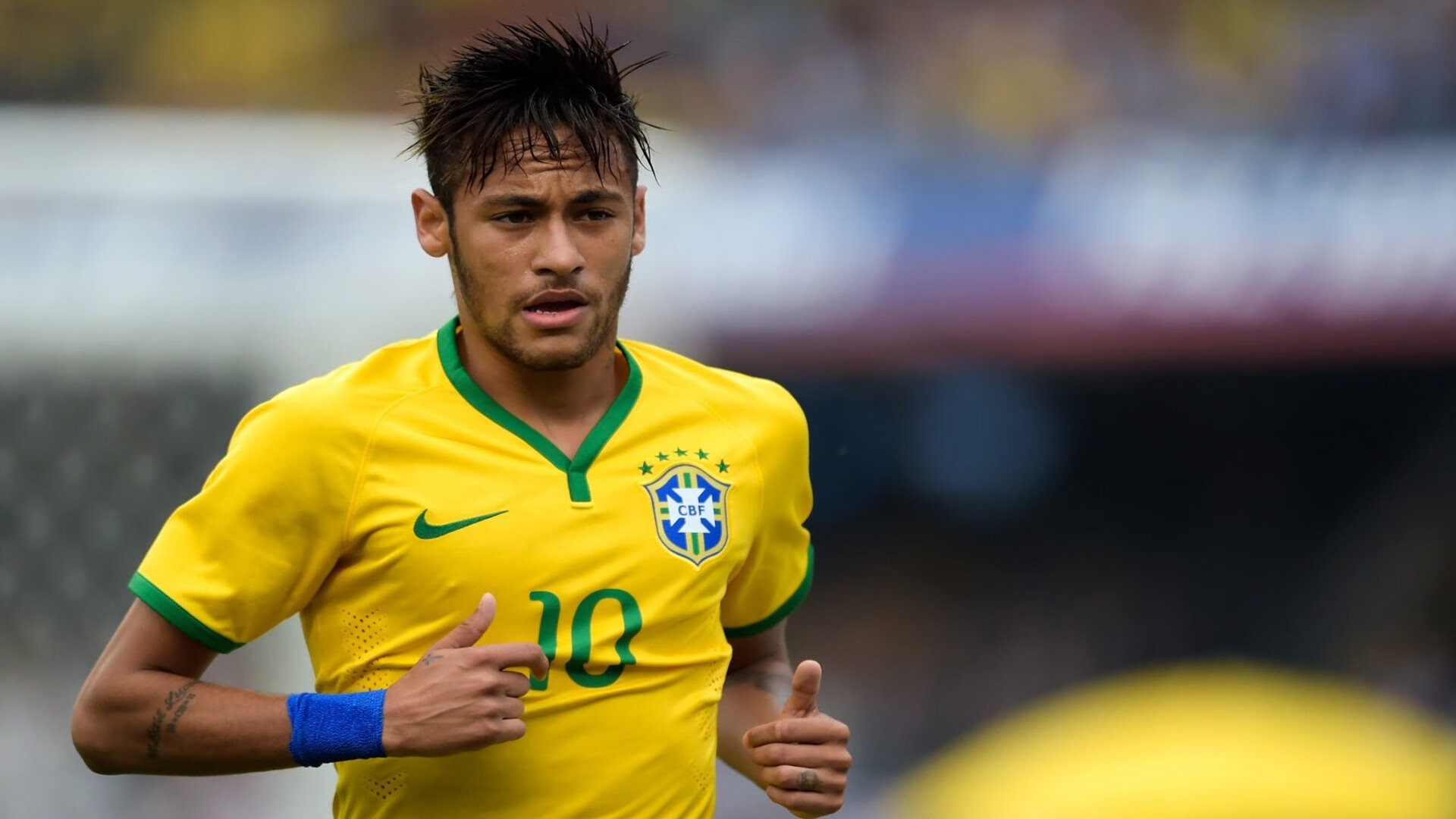 穆古鲁扎重返赛场，反败为胜首场状态出色，德国队观众沸腾！热度持续攀升